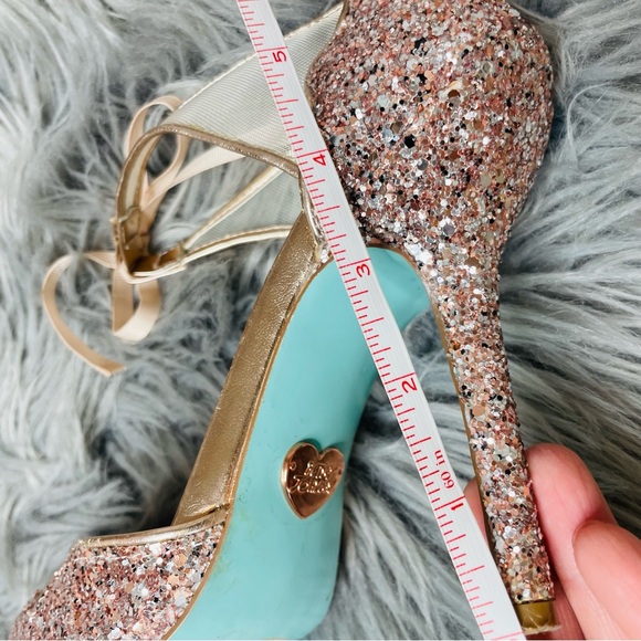 Blue by Betsey Johnson glitter dress pump - Picture 6 of 10